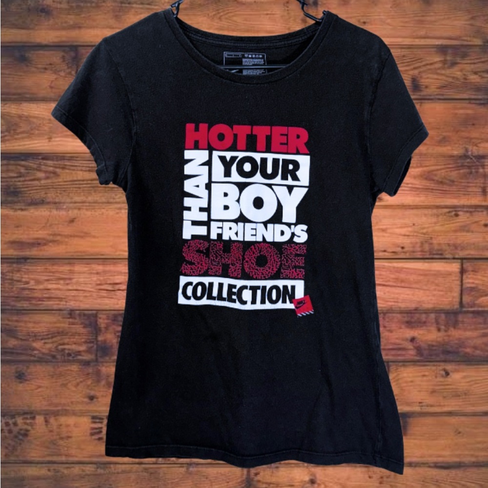 Nike Graphic Tee